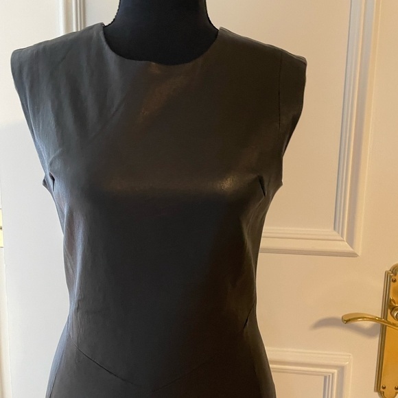 Simonetta Ravizza. Black sleeveless Leather dress - Picture 2 of 6